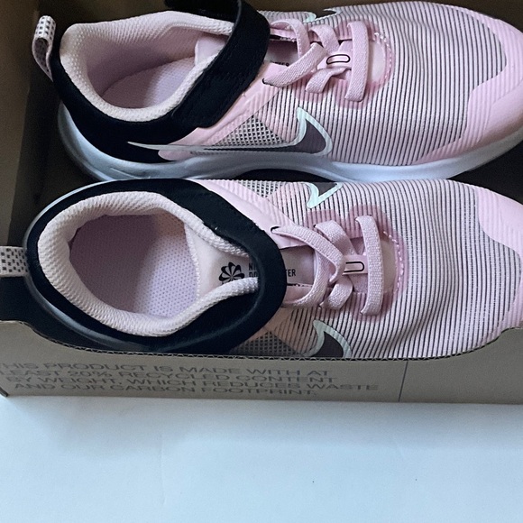 Nike Kids Pink and Black Sneakers - Picture 5 of 5